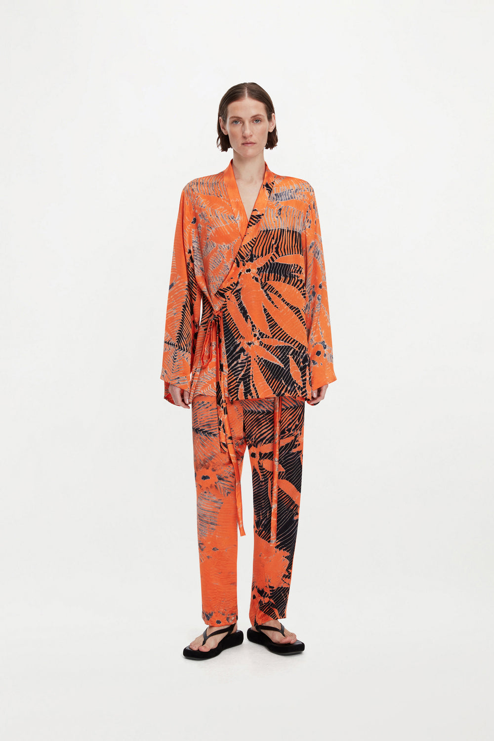 TAO JACKET ( TROPICAL CORAL )