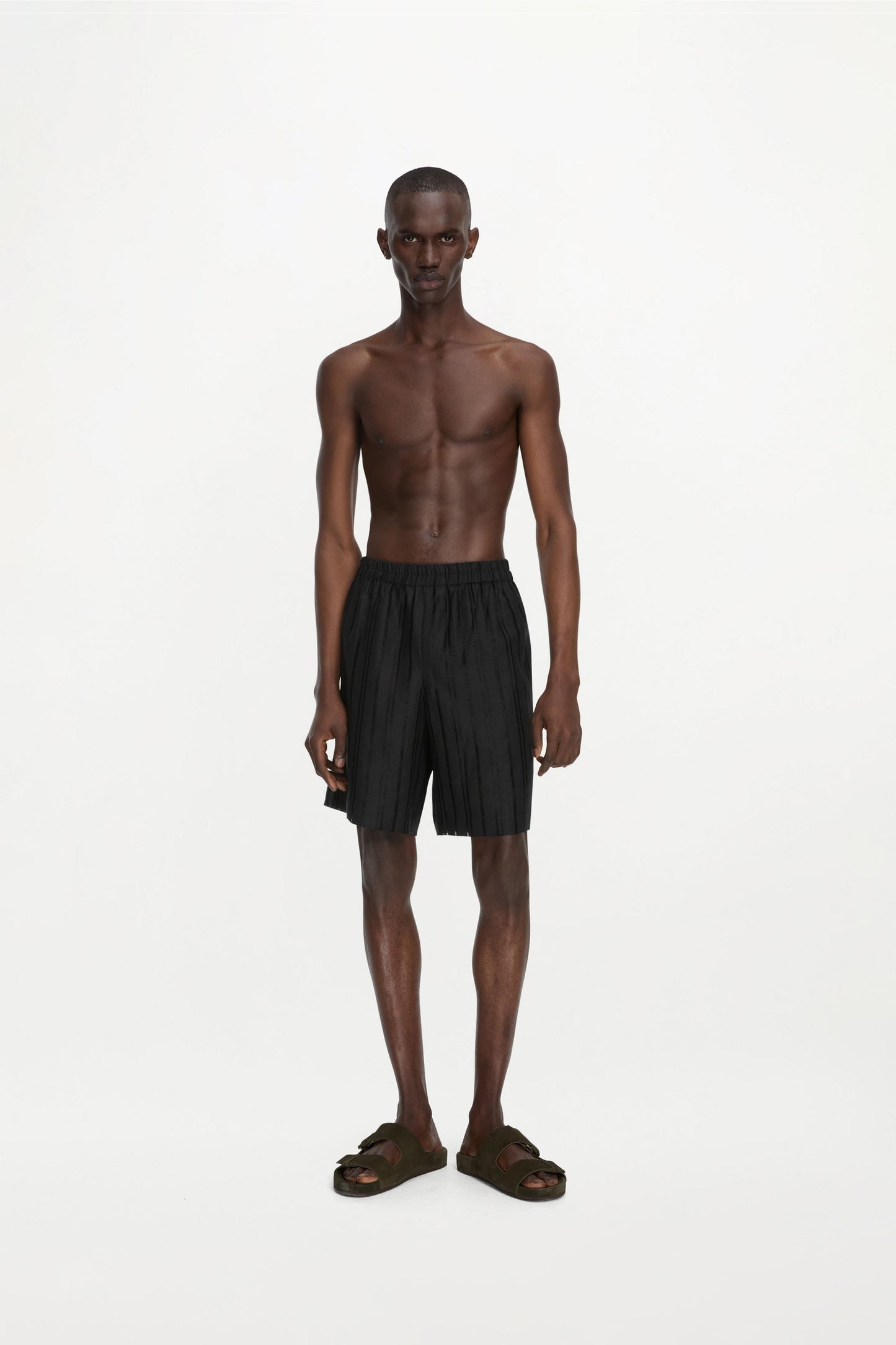 MARIUS SHORTS ( BLACK )
