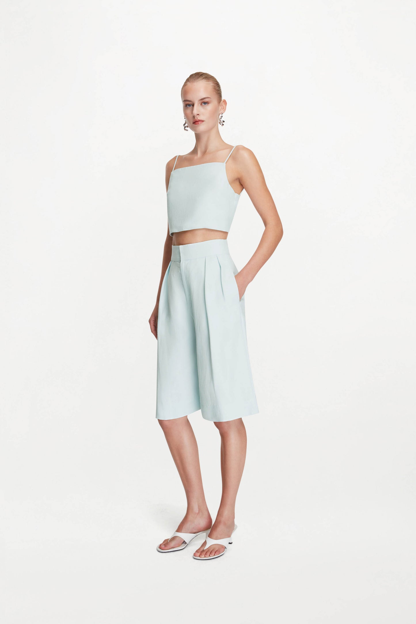 YUNA SHORT ( GLASS )